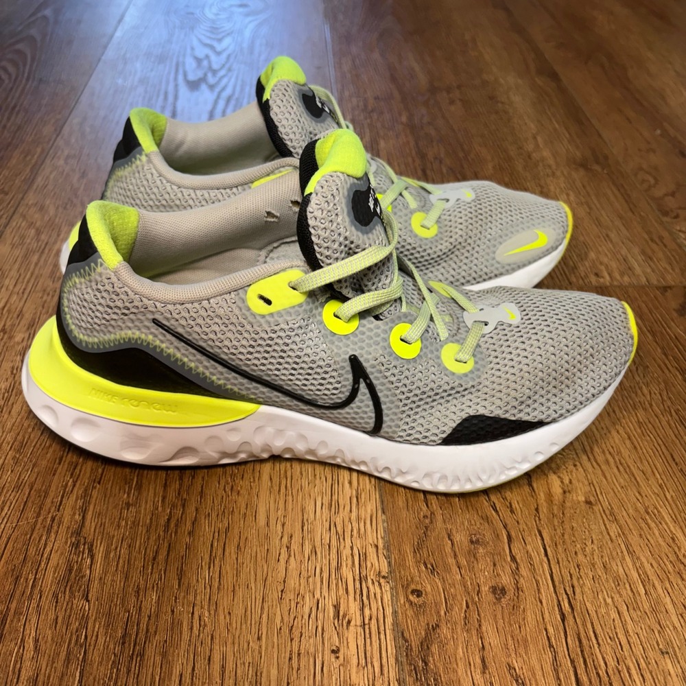 Nike Renew Run Gray Volt Yellow Running Shoes Mens Size 8 Athletic Activewear